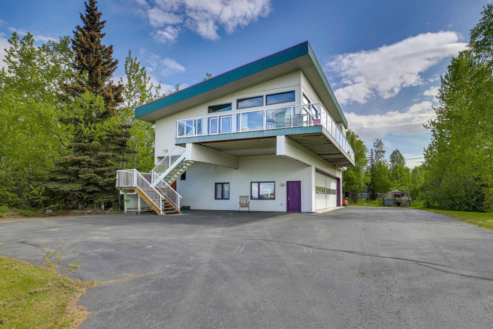 Spacious Family Home With Deck And Million-Dollar View Anchorage Luaran gambar