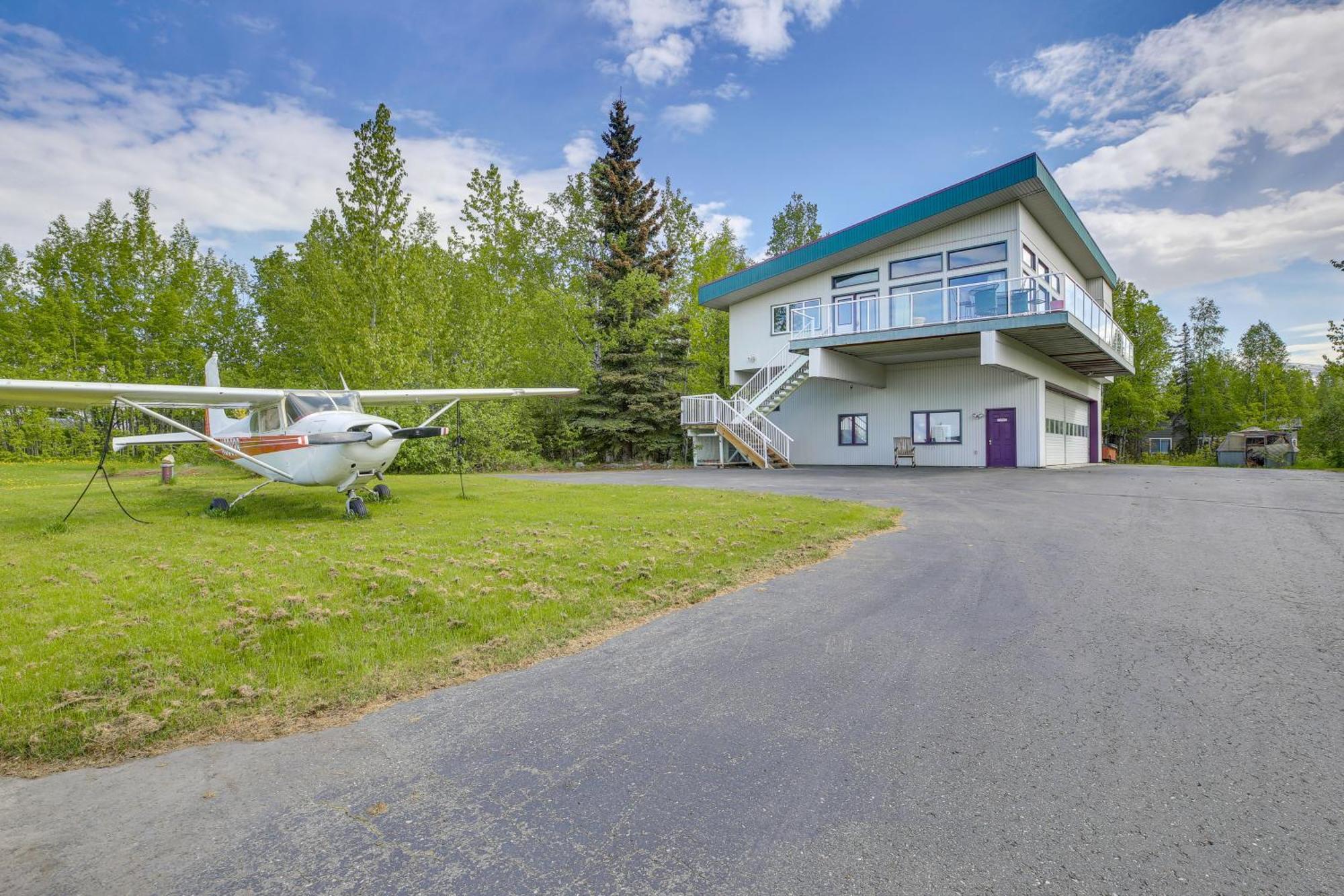 Spacious Family Home With Deck And Million-Dollar View Anchorage Luaran gambar